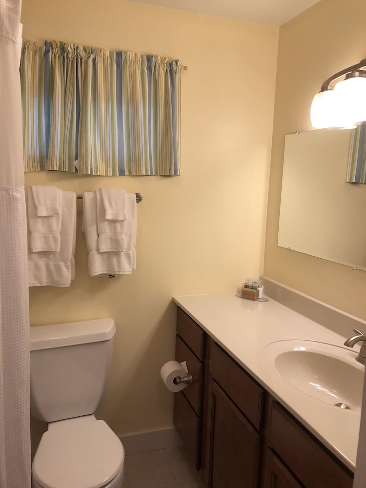 Island Place - photo 13