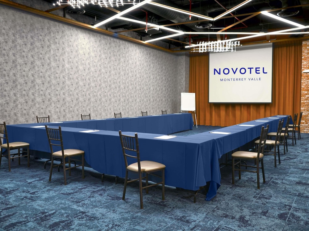 Novotel Monterrey Valle