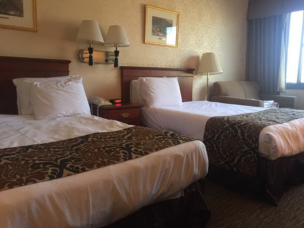 Airway Inn at LaGuardia - photo 7