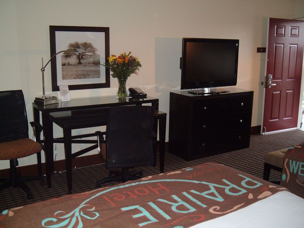 Prairie Hotel - photo 13