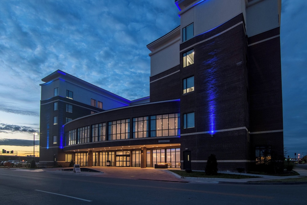 SpringHill Suites by Marriott Oklahoma City Downtown - photo 28