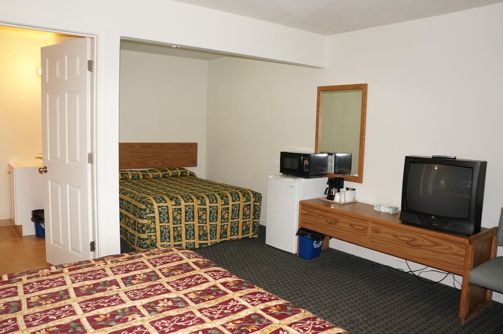 Lake Marina Inn - photo 11