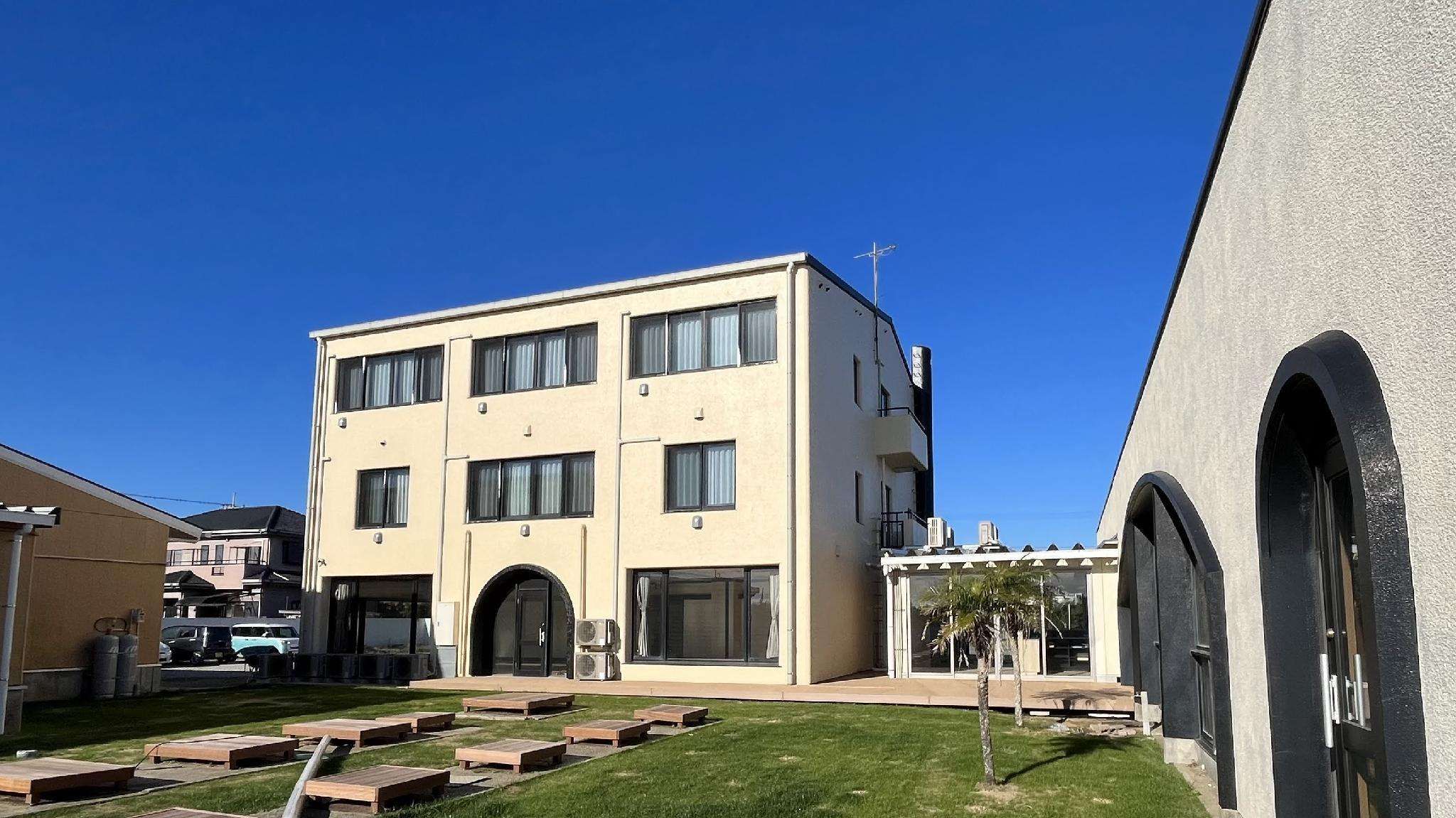 Luana Hasunuma Hotel&Cafe — hotel in Sanmu