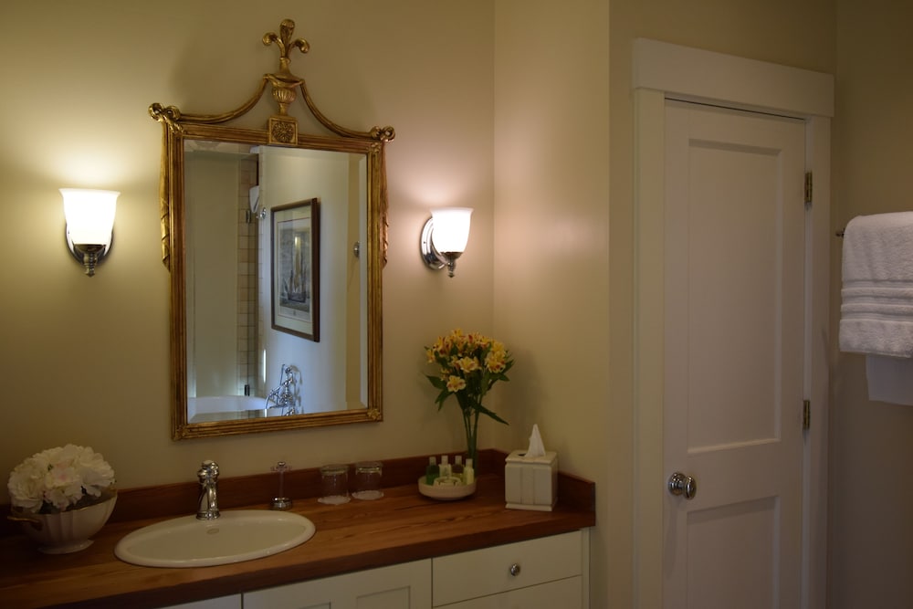 Cedar Spring Inn & Spa - photo 18