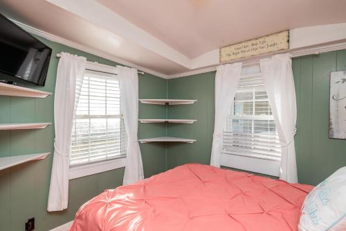 Heather Leigh by Oak Island Accommodations - photo 37