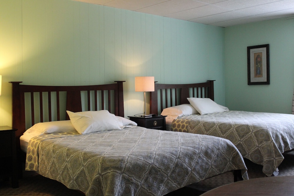 Catskill Seasons Inn - photo 36