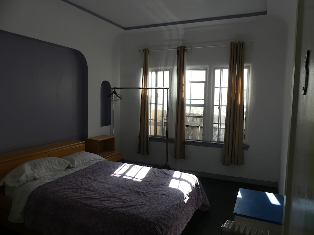 Wilshire Orange Hotel - photo 24