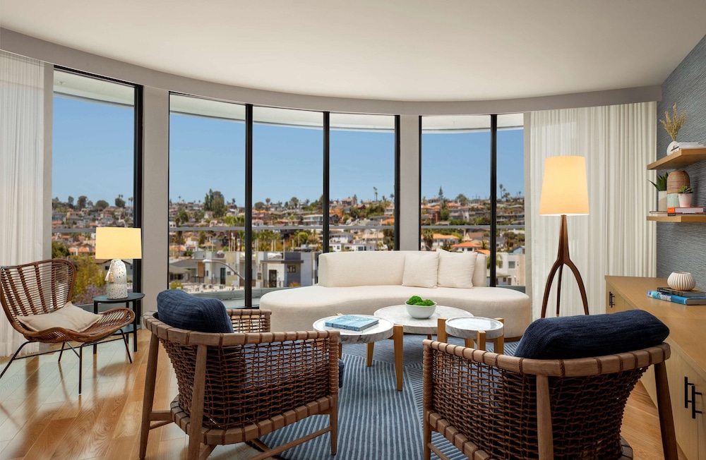 The Monsaraz San Diego Tapestry Collection by Hilton - photo 15