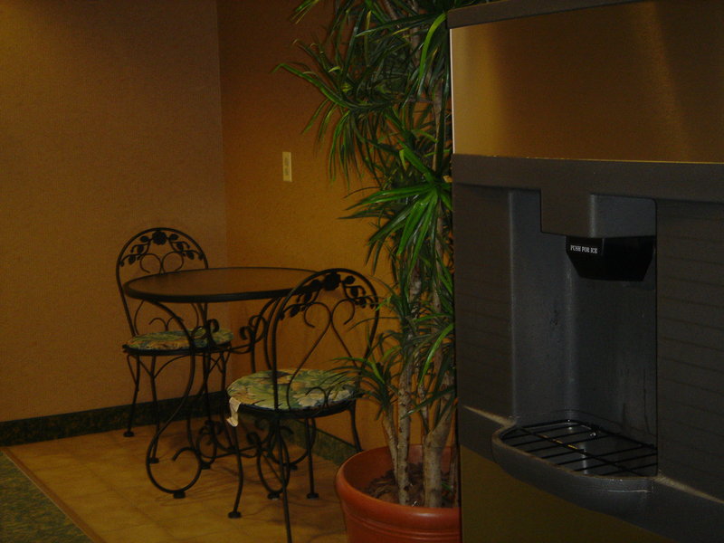 Rockaway Hotel - photo 3