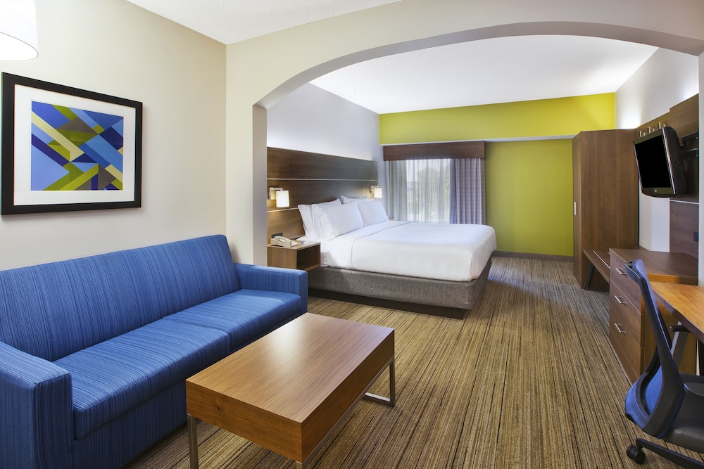 Holiday Inn Express & Suites Milford by IHG - photo 3