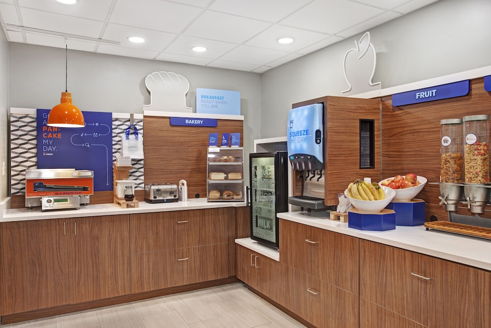 Holiday Inn Express Exton by IHG - photo 34