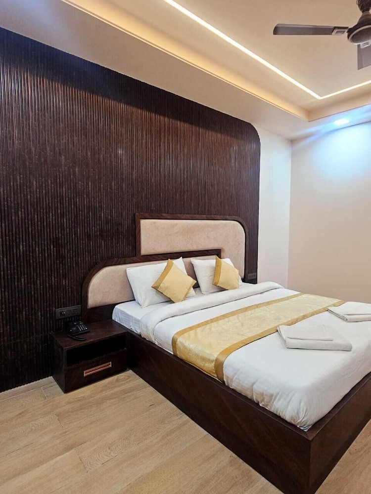 Shyam palace inn - last minute hotel in Mathura