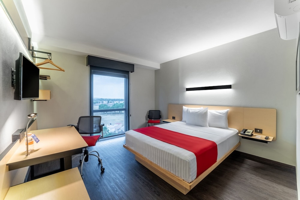 City Express by Marriott Lagos De Moreno - carbon neutral hotel in Lagos De Moreno