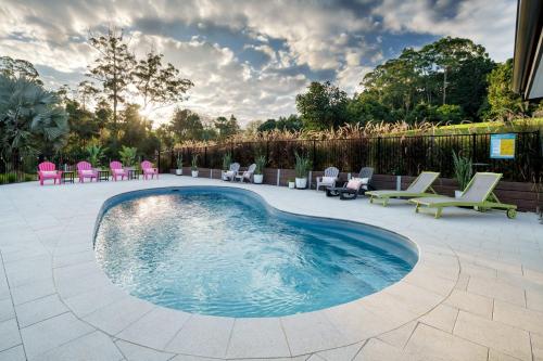The Hideaway Chic Farmhouse 15min to beaches — 4-Star Luxury Hotel in Buderim, Australia