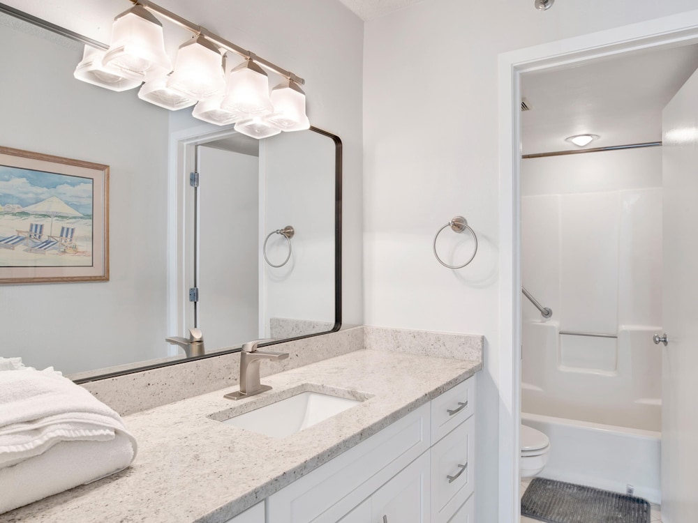 Tristan Towers by Southern Vacation Rentals - photo 37