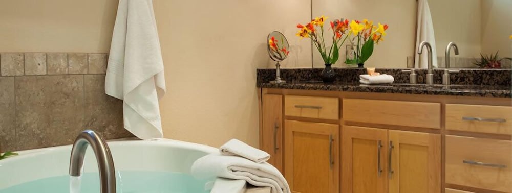 Inn on Lake Granbury a Boutique Hotel - photo 17