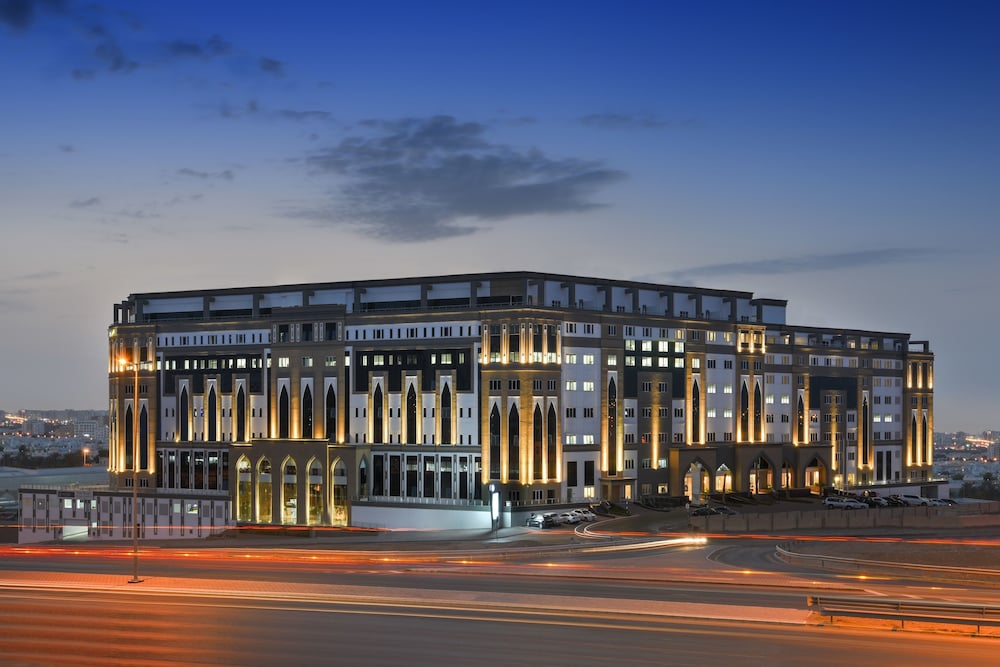 Fraser Suites Muscat — 5-Star Luxury Hotel in Muscat, Oman