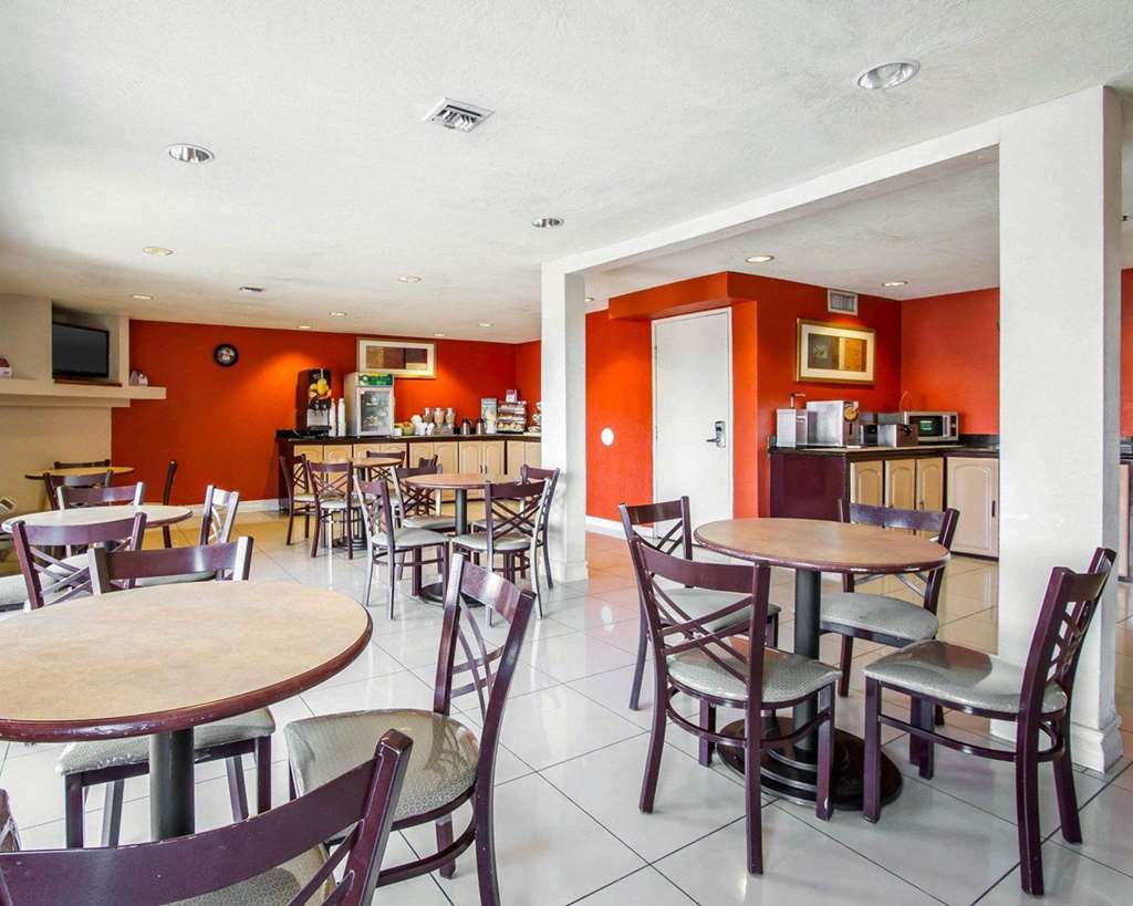 Quality Inn Tucson Downtown near Convention Center - photo 29