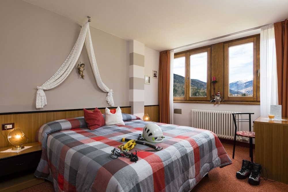 Animæ Natura Hotel & Chalet - carbon neutral hotel in Mezzana