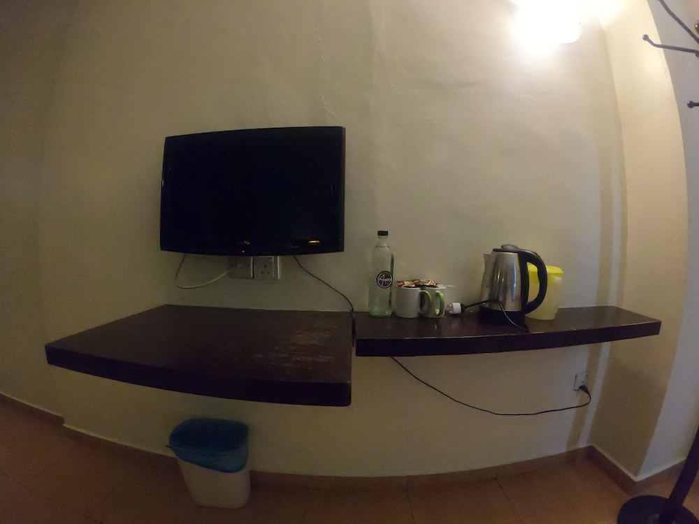 Ample Hotel - carbon neutral hotel in Johor Bahru