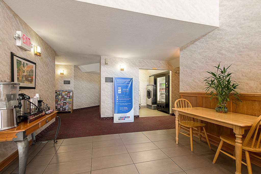 Econo Lodge Buckley Bonney Lake - photo 8