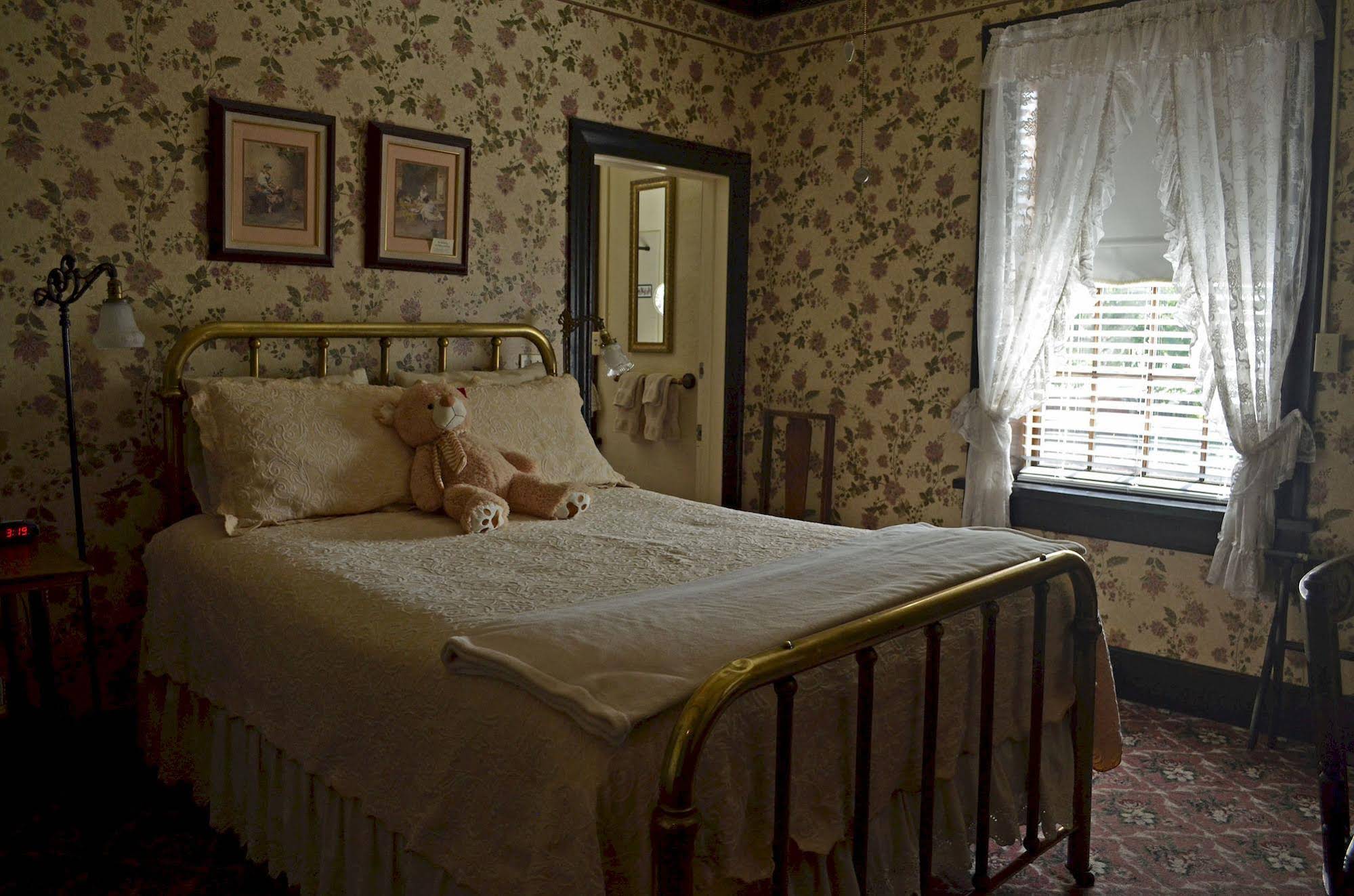Historic National Hotel & Restaurant - photo 18