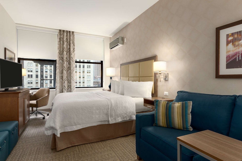 Hampton Inn Chicago Downtown N Loop Michigan Ave - photo 13