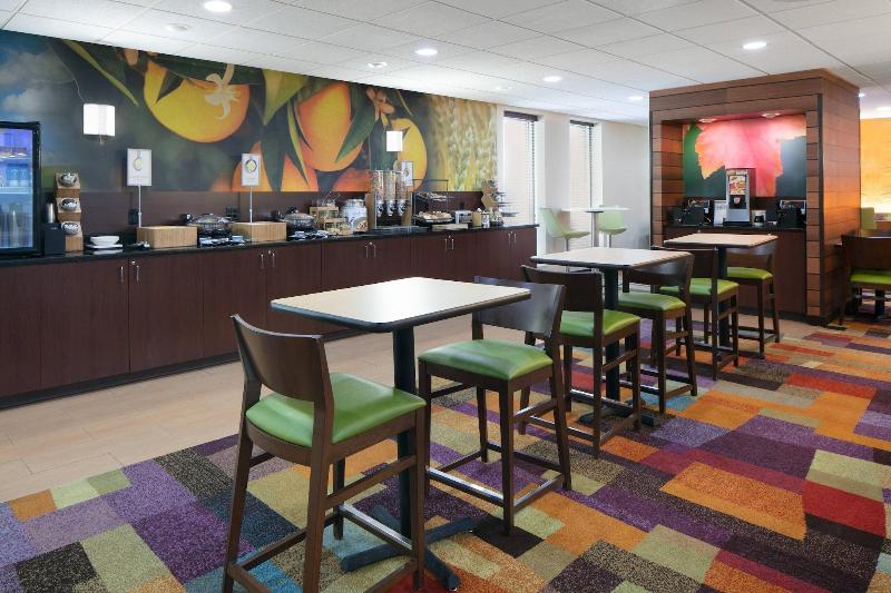 Chester Inn & Suites - photo 13