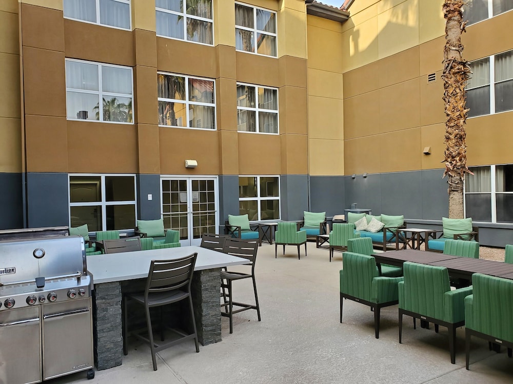 Homewood Suites by Hilton Phoenix Chandler - photo 34