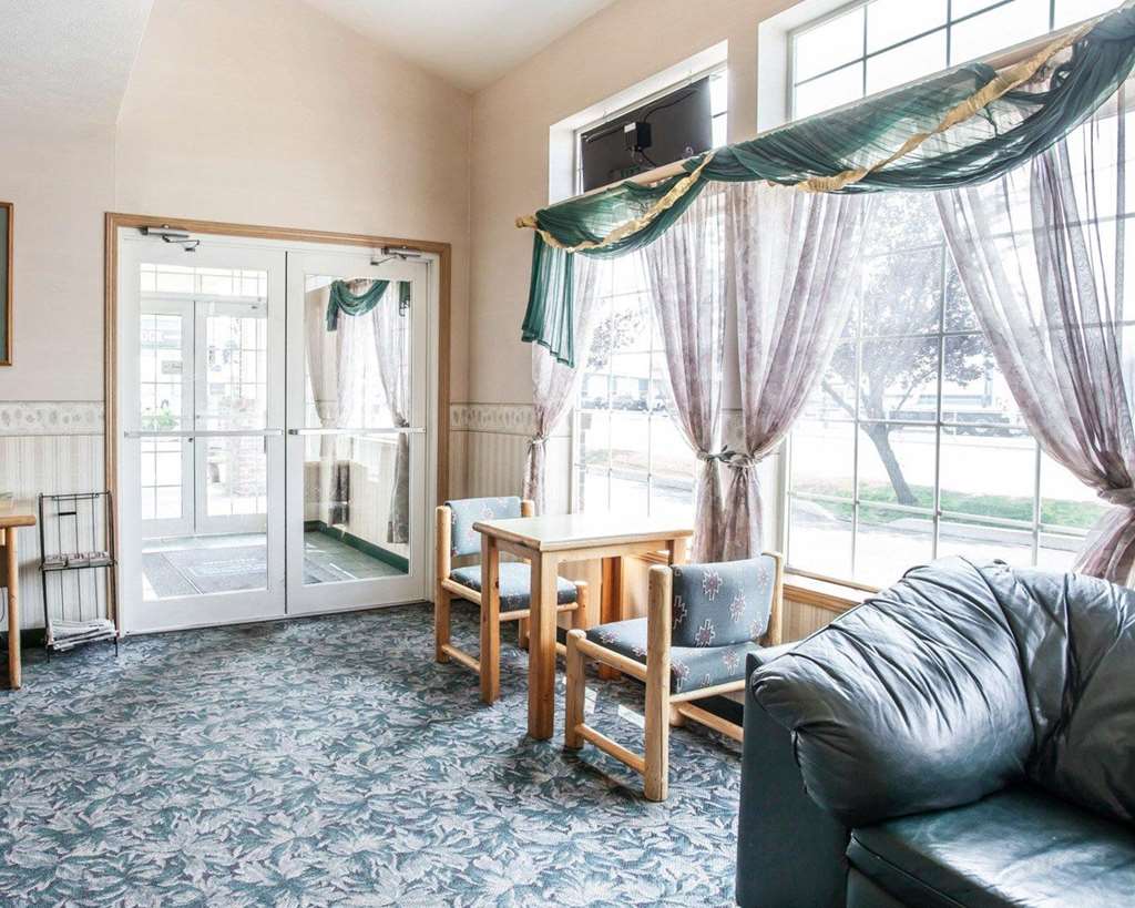 Rodeway Inn and Suites Spokane - photo 6