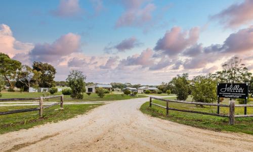 Jalilla Village — 4-Star Luxury Hotel in Kingscote, Australia
