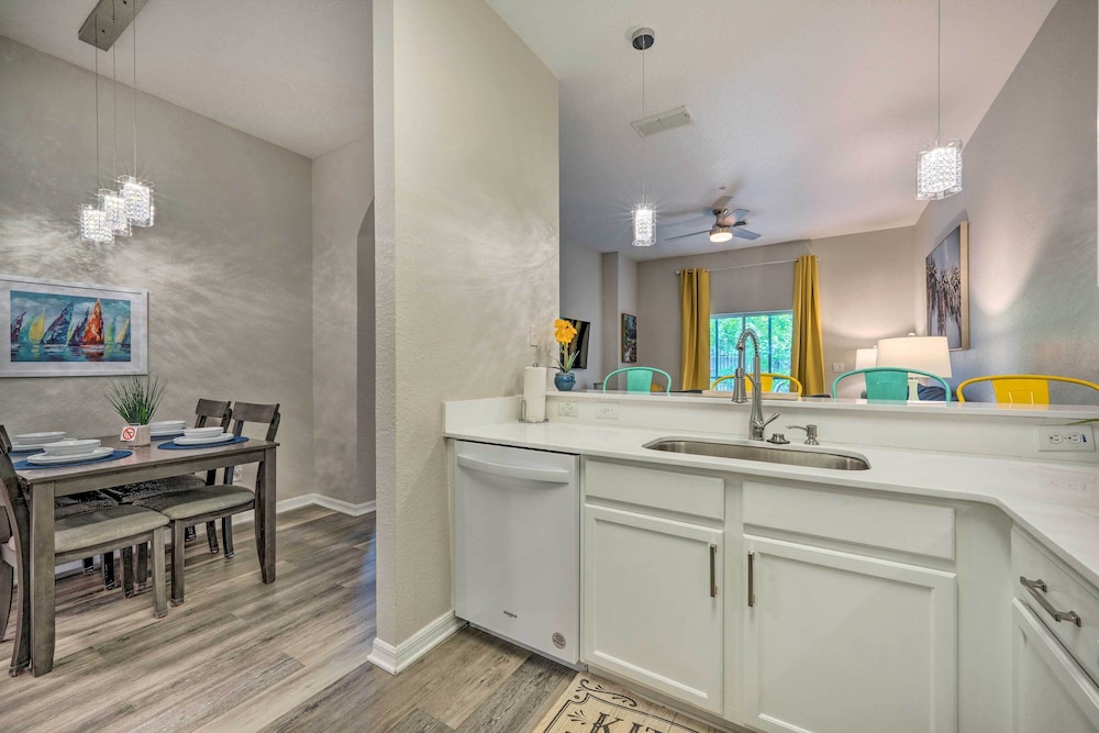 Resort Condo w Patio Pool Access in Davenport - photo 8