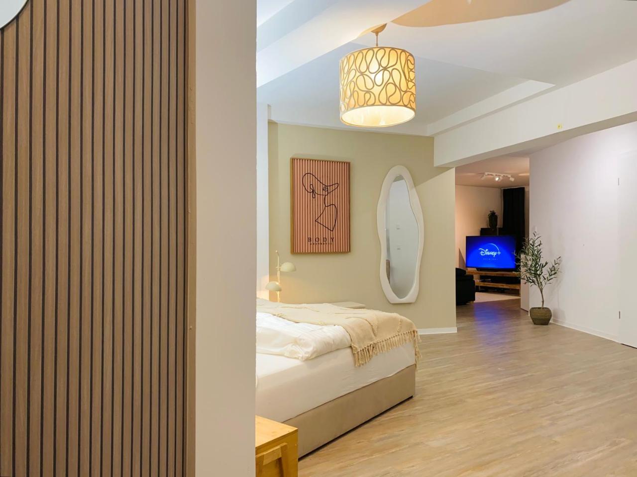Bunker Studio Zentral Messe Business Streaming — 4-Star Luxury Hotel in Essen, Germany
