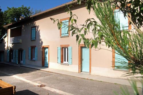 La Bourdette — hotel in Saverdun