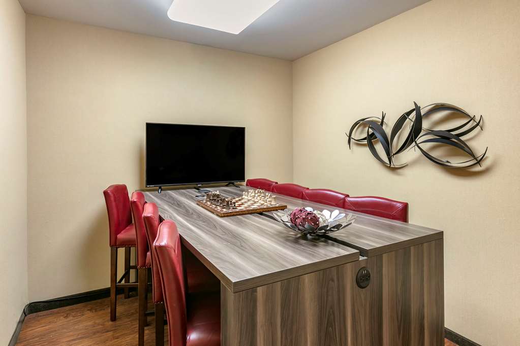 Comfort Inn Fort Collins North - photo 32