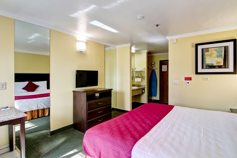 Pacific Inn of Redwood City - photo 7