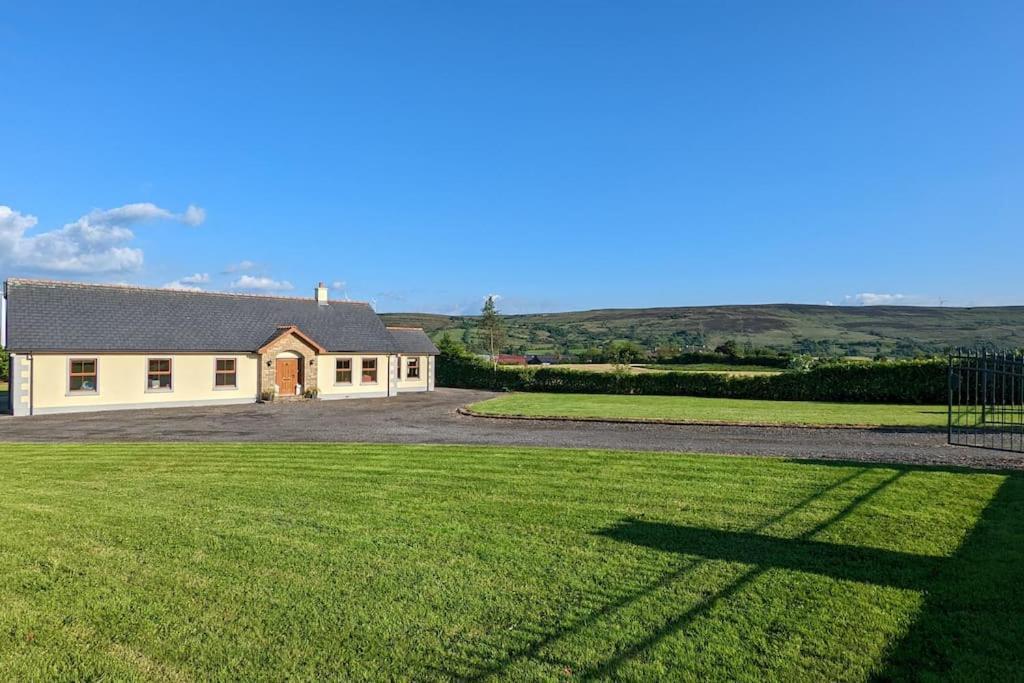Bin Mountain Self Catering - carbon neutral hotel in Castlederg