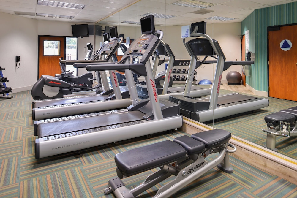 Holiday Inn Express & Suites Elk Grove Central Hwy 99 by IHG - photo 30