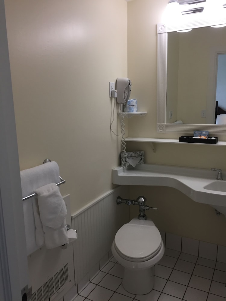 Perry Hotel - photo 19