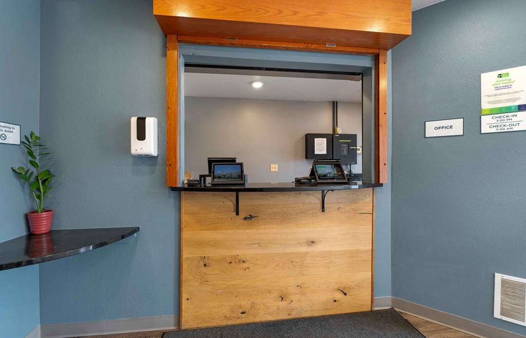 Extended Stay America Select Suites Cincinnati Sharonville - photo 5