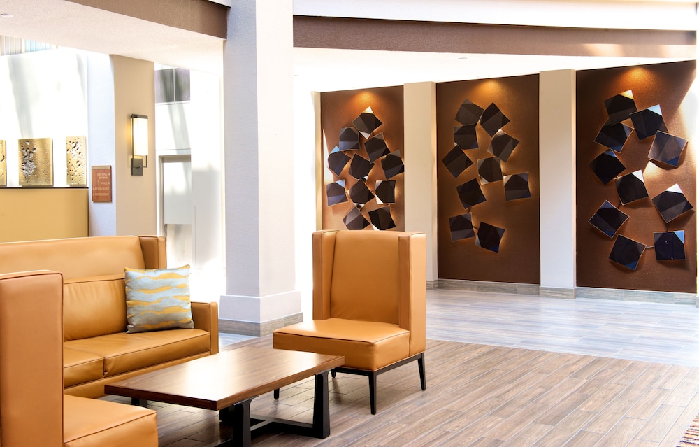 Embassy Suites by Hilton Seattle Bellevue - photo 9