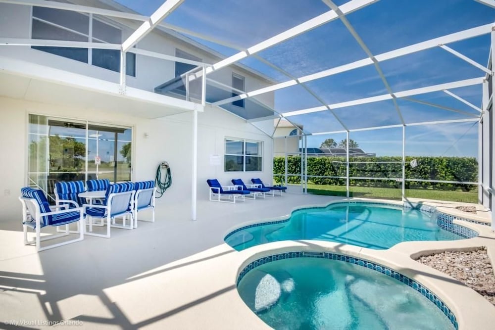 Amazing Pool 5 bed With spa and Games Room - photo 18