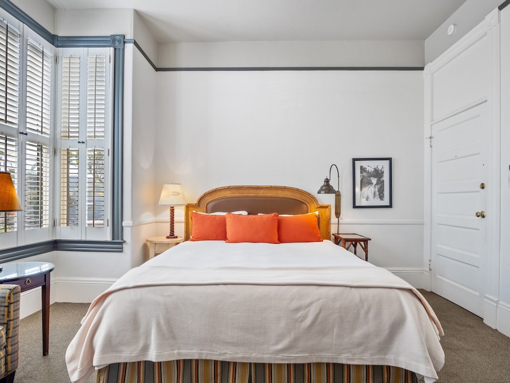 The Upham Hotel - photo 44