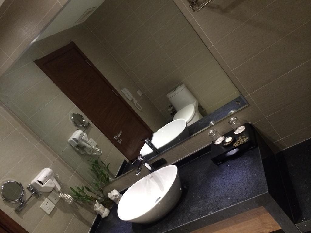 Dunhuang International in Jiuquan, People's Republic of China