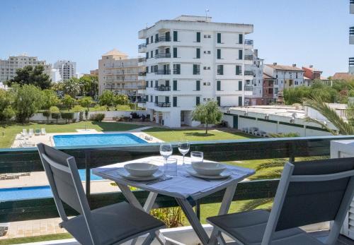 Aldeia Do Mar Studio Vilamoura Center Swimming Pool — 4-Star Luxury Hotel in Vilamoura, Portugal