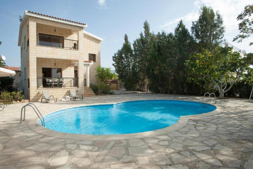 Villa Natasha in Peyia
