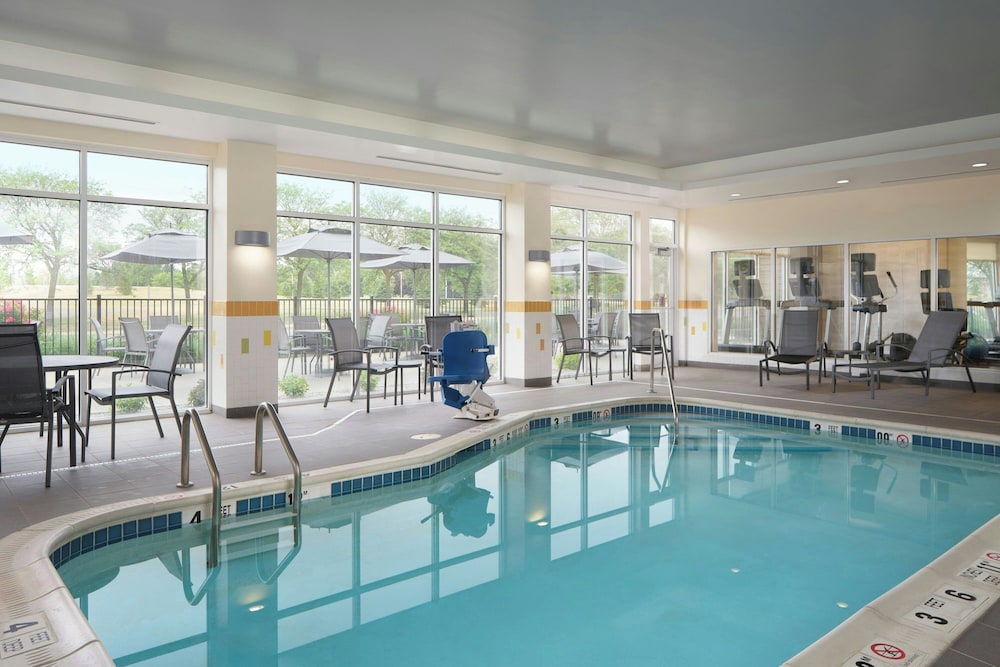Fairfield Inn & Suites by Marriott Niagara Falls - photo 11