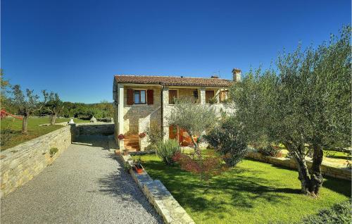 Cozy Apartment In Rakalj With Wifi — 4-Star Luxury Hotel in Marcana, Croatia