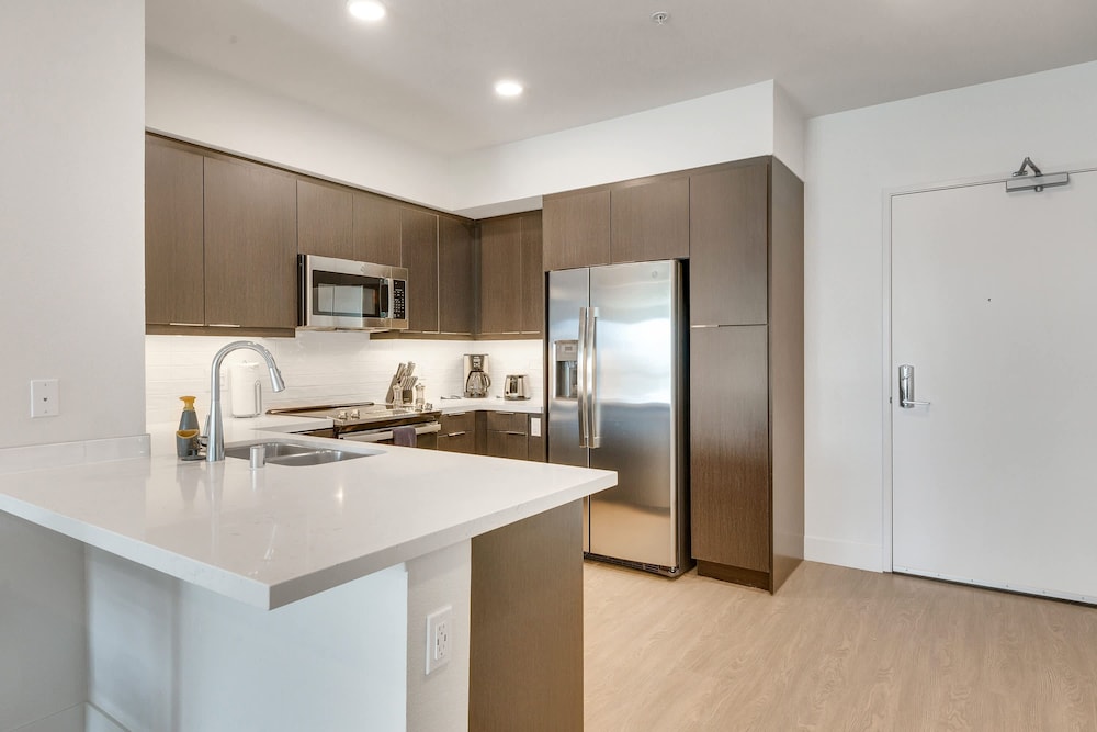 Suitesrus Apart Hotel Near Dodgers Stadium - photo 19