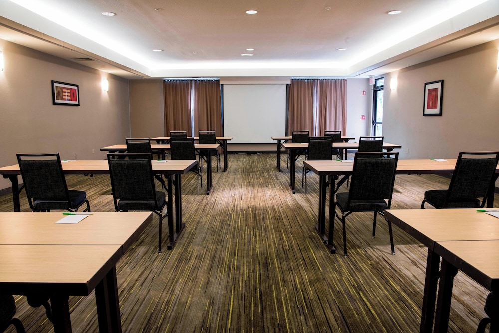 Courtyard by Marriott Shreveport Airport - photo 39